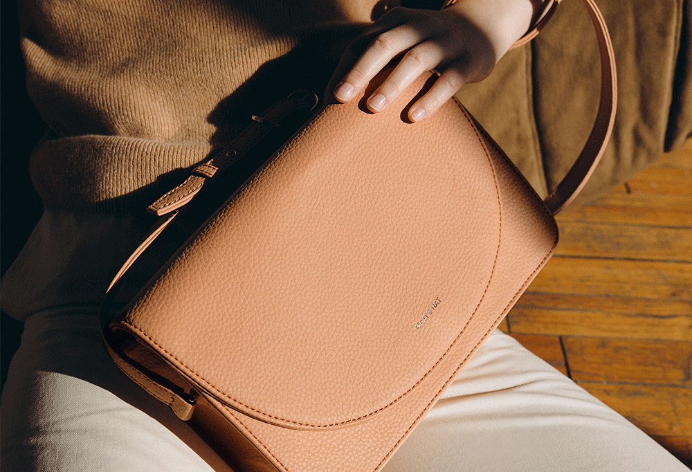 A sustainable alternative to leather: vegan leather or Eco-Friendly leather    
